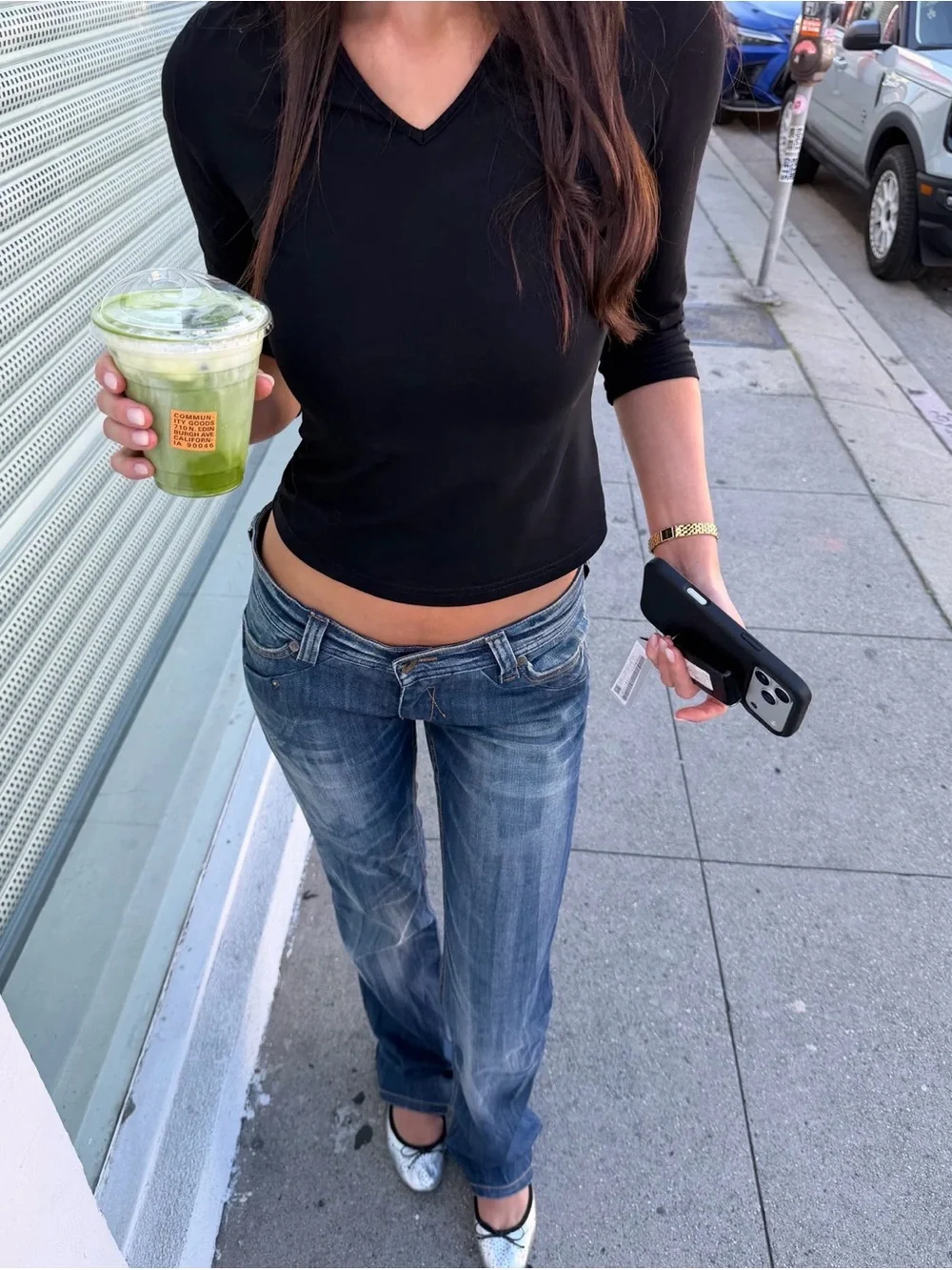 Women's Black V-Neck 3/4 Sleeve Fitted Tee